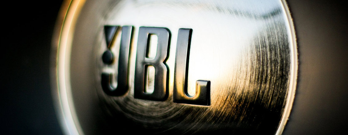 jbl_wallpaper_by_honti-d3dyjho-e1386647802194